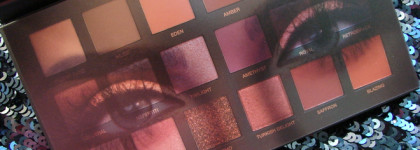 Моя прелесть: палетка теней Desert Dusk Palette от Huda Beauty. Первая во многом