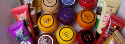 Коллекция бальзамов для губ Avon, Oriflame, Faberlic