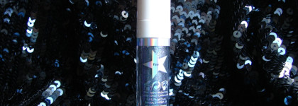 Блеск межгалактического пространства, заключённый во флакон. Топпер для век с эффектом металлик Lottie London Eye Foil в оттенке Fire