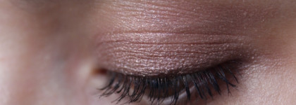 Жидкие тени Glossier Lidstar в оттенке Cub