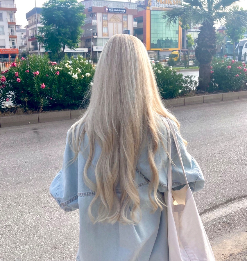 2023 год: с укладкой на плойку, влажное лето