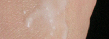 Маска с АНА кислотой Mádara Brightening AHA peel mask