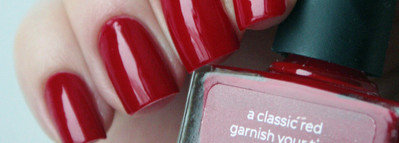 Разные красные: лаки Picture polish Saucy и TintBerry nail polish Рок-звезда