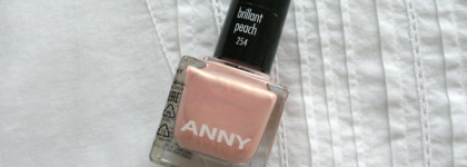 Лак ANNY Nail Polish brillant peach 254