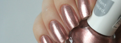 Лак Golden Quartz 240 от Sally Hansen из эко-серии Good. Kind. Pure