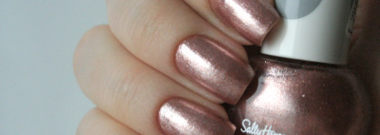 Лак Golden Quartz 240 от Sally Hansen из эко-серии Good. Kind. Pure