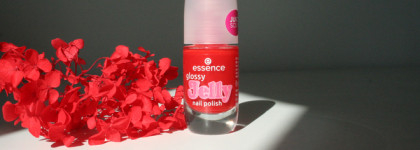 Лак-желе Essence Glossy Jelly nail polish в оттенке 03 Sugar High