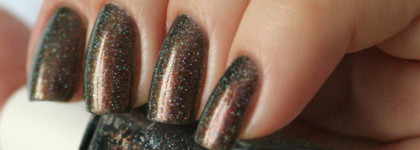 Встречаем Новый год с лаком-шиммерграфиком Scorched Sorceress от Cirque Colors Nail Lacquer