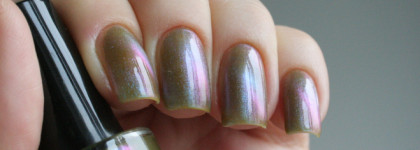 Лучшая новинка 2025 года: лак Swamp Stream от Grattol Nail Polish