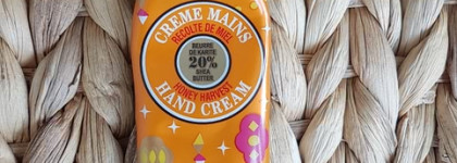 Мои маленькие помощники в борьбе за мягкие руки от L'occitane