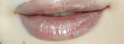 Три продукта для губ от Estrade. Не самый красивый пост