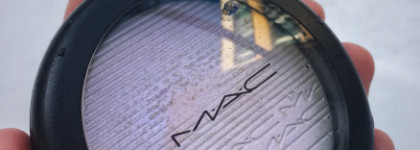 Мороз по лицу?MAC Extra Dimension Skinfinish Poudre Lumiere /soft frost/