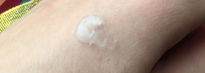 Бальзам для губ Frudia. Blueberry hydrating honey lip balm