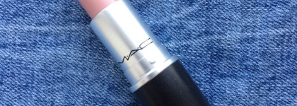 MAC Cremesheen lipstick в оттенке Bosom Friend