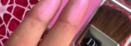 Румяна Dior Rosy Glow в оттенке 001 Petal. Недоразумение в мире румян