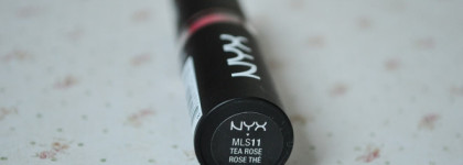 Очаровательная NYX Matte Lipstick в оттенке Tea Rose