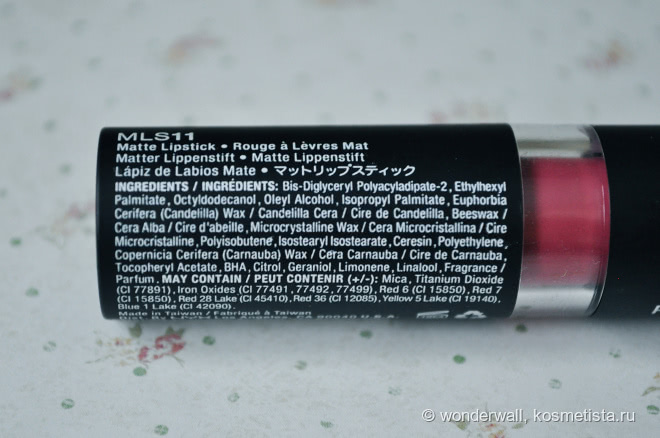 Очаровательная NYX Matte Lipstick в оттенке Tea Rose