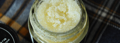 Скраб для губ «Попкорн» Lush Popcorn Lip Scrub