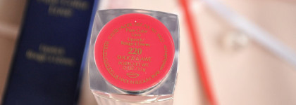 Губная помада Estee Lauder Pure Color Love Lipstick 220 Shock&Awe