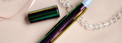 Хайлайтер для губ Catrice Lala Berlin Prismatic Paint 03 Prismatic Blue