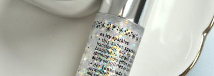 Блеск для губ Essence Into The Snow Glow Sparkly Lip Topper и Гель для бровей и ресниц Essence Lash&Brow