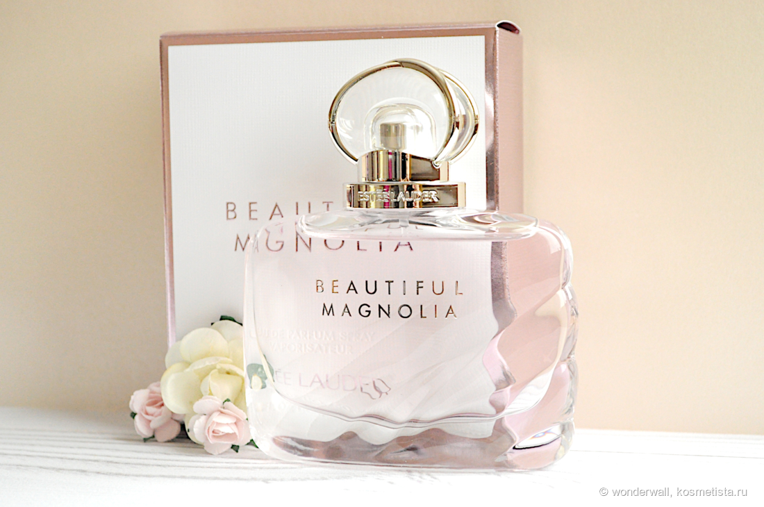 Estee lauder beautiful magnolia intense. Эсте лаудер бьютифул Магнолия. Beautiful Magnolia Estée Lauder. Парфюмерная вода Магнолия Эсте лаудер.