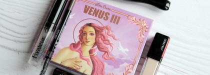 Макияж без особых правил для современной вечеринки с каплей ностальгии