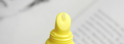 Бальзам для губ с маслом ши и бергамотом L'Occitane Shea Butter Bergamot Lip Balm