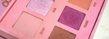 Космическая фантазия с синим акцентом