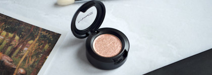 Тени для век MAC DazzleShadow Eye Shadow Last Dance