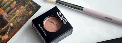 Тени для век MAC DazzleShadow Eye Shadow Last Dance