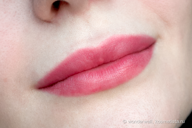 Увлажняющий бальзам-тинт Chanel Rouge Coco Baume 922 Passion Pink