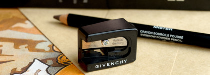 Пудровый карандаш для бровей Givenchy Mister Eyebrow Powder Pencil 03 Dark