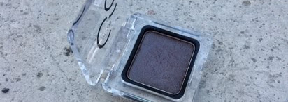 А вы любите дуохромные тени? Я-да!- тени для век от Catrice Eyeshadow в 140 оттенке "Secrets Of le Chrome