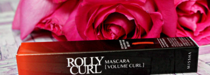 Эффект "макияж без макияжа" с тушью Rolly Curl Volume black от Missha