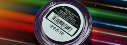 Сложные, но прекрасные кремовые тени для век Vivid Brights Creme Colour от Nyx