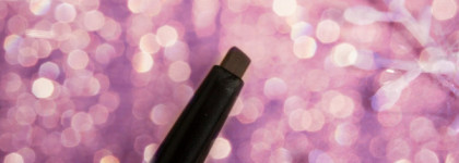 Карандаш для бровей NYX Precision brow pencil в оттенке Espresso. И помни, Золушка, ближе к вечеру твои идеальные брови исчезнут