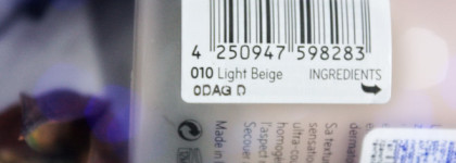 Жидкий фотошоп в стеклянном облачении HD Liquid Coverage Foundation от Catrice в оттенке 010 Light Beige