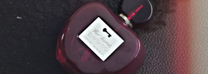 «Her Secret Temptation» EDT от Antonio Banderas: перец и роза, терпкая страсть и пряная нежность