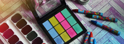 Палетка теней Nyx Ultimate Multi Finish в оттенке Electric 05: использовать только в порыве вдохновения