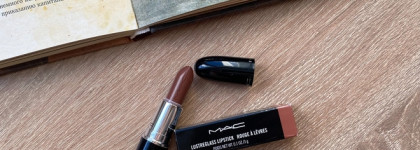 Помада MAC Lustreglass Lipstick в оттенке 570 Signature Move