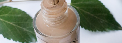 Жидкая тональная основа Eveline Liquid Control