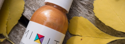 Молочко- хайлайтер для тела Mixit. Оттенки Bronze и Rainbow