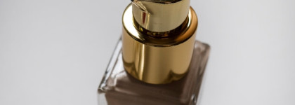 Тональная основа Flawless Finish Perfectly Nude Makeup Broad Spectrum Sunscreen SPF 15 Elizabeth Arden