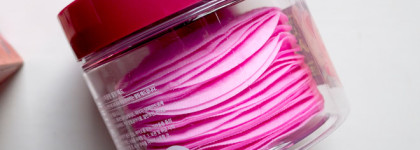 Очищающие винные пилинг-пэды Elizavecca Hell-Pore Perfect Wine Sparkling Peeling Pad