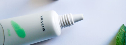 Маскировка красноты кожи при помощи цветных праймеров