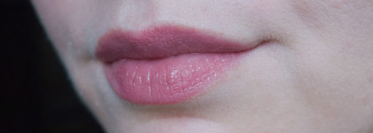 Губная помада Yves Rocher Rouge Vertige satin 33. Моя новая любовь