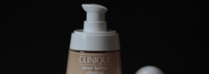 Тональный крем Clinique Even Better Clinical Serum Foundation SPF 20 WN 01
