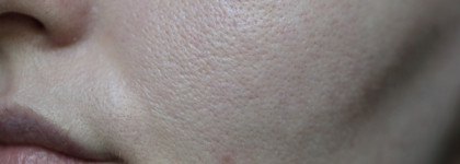 Тональная основа Max Factor Miracle second skin hydrating foundation 01 Fair. Удивительно удачный тон