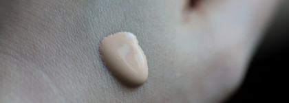 Тональная основа Max Factor Miracle second skin hydrating foundation 01 Fair. Удивительно удачный тон